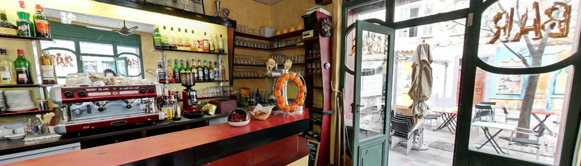 terrasse du Bar de 13 coins